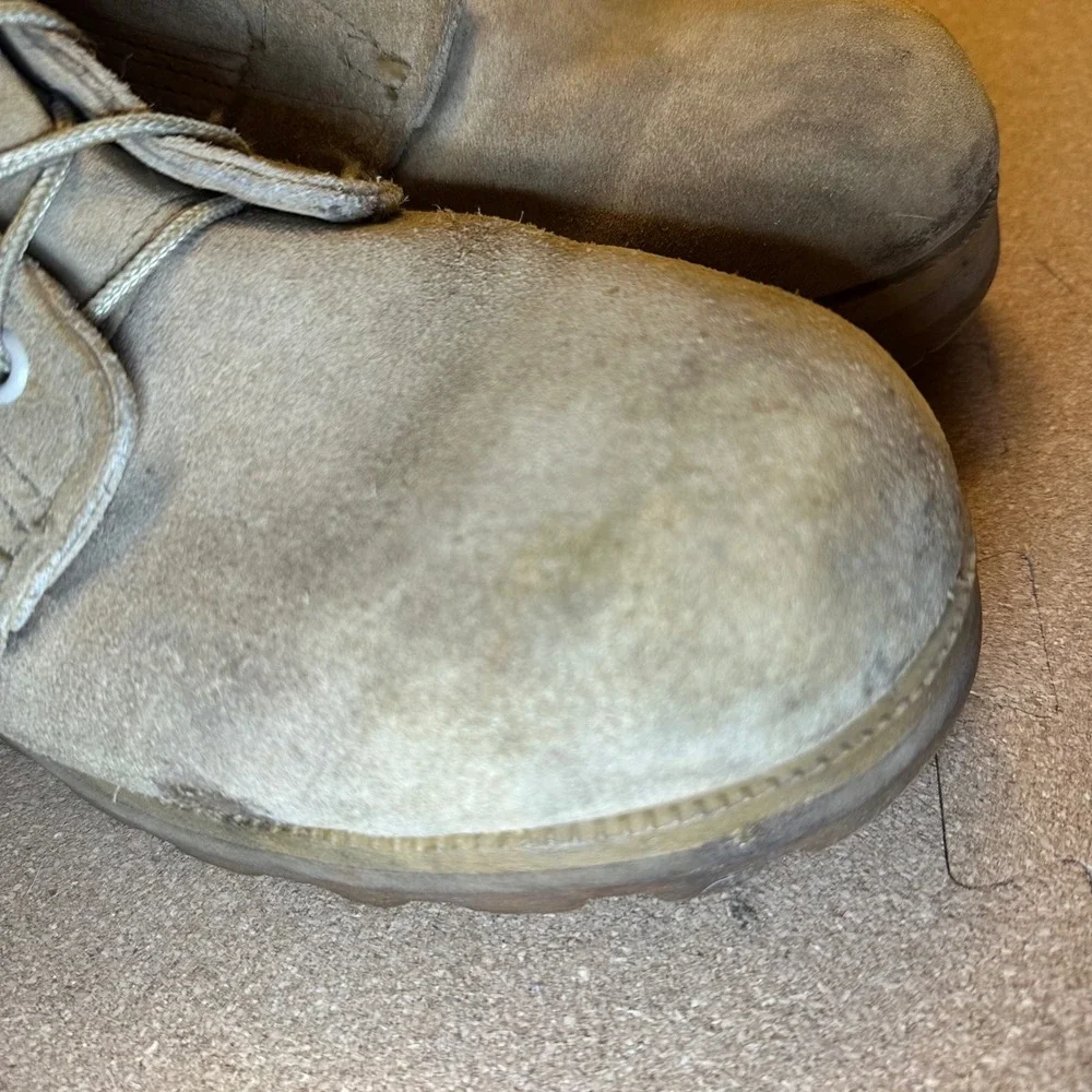 Belleville ICWT Combat Boots Mens 9.0 R Tan Gore-Tex Vibram Military Tactical